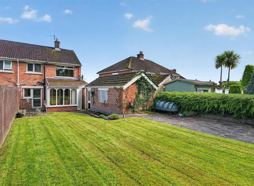 106 Erinvale Avenue, Belfast, BT10 0FP