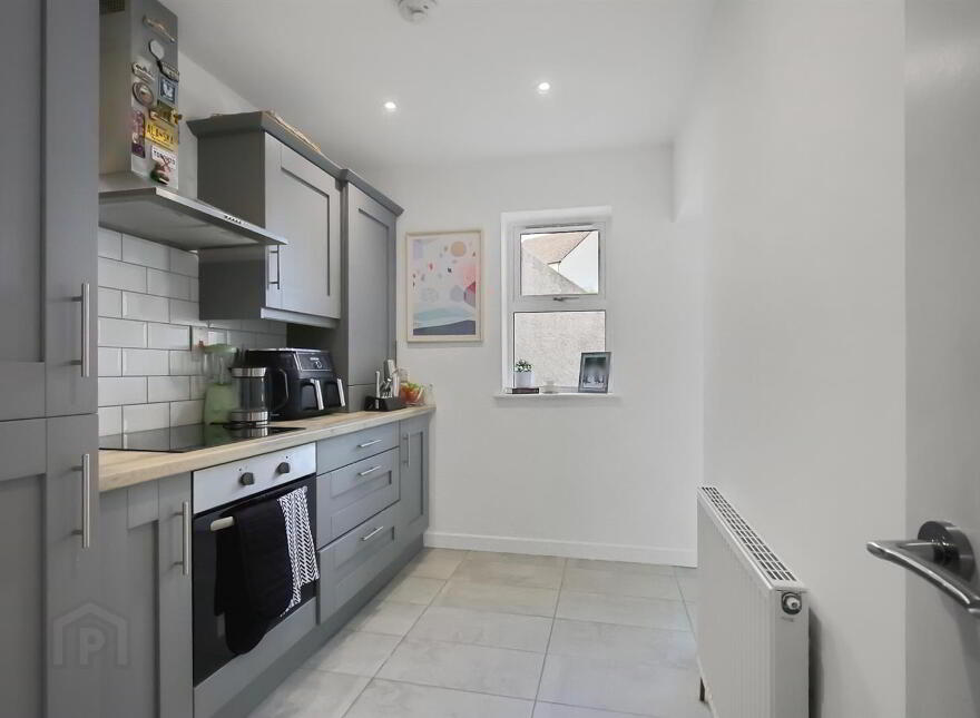 102 Ballynure Road, Ballyclare, BT39 9AQ