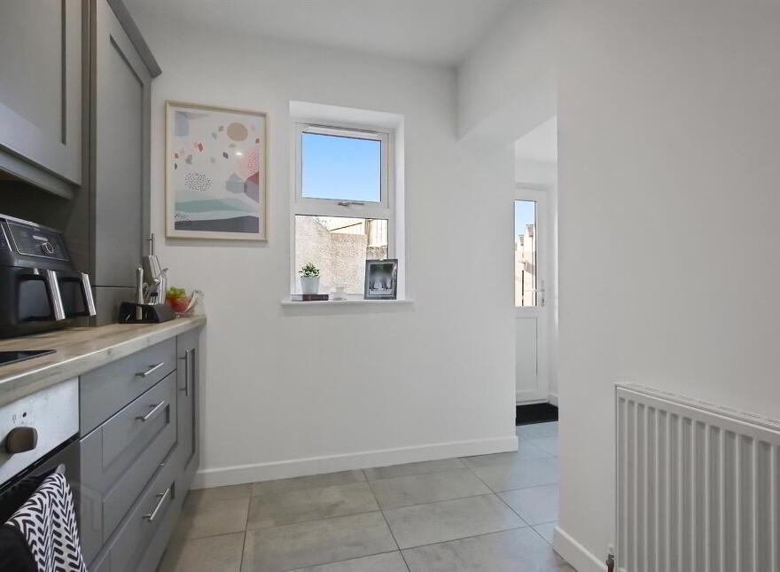 102 Ballynure Road, Ballyclare, BT39 9AQ