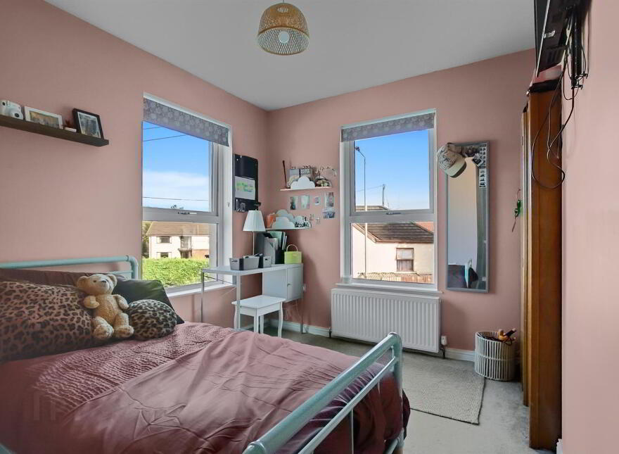 102 Ballynure Road, Ballyclare, BT39 9AQ