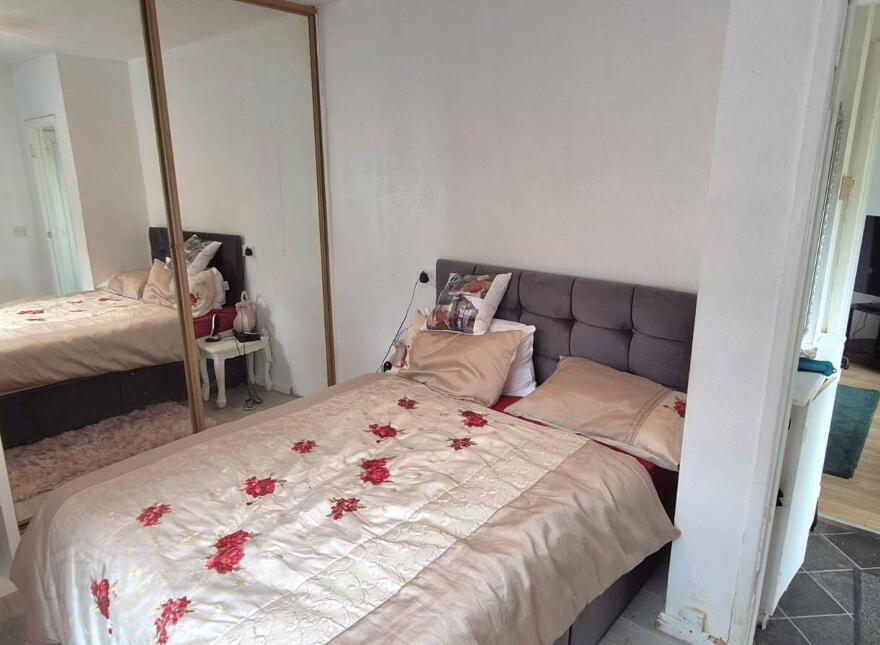 150 Westway, Creggan, Derry, BT48 9NU