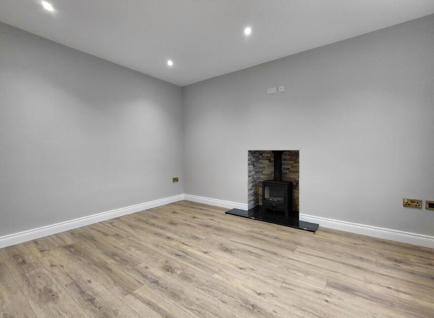 Ht5 - Move In Ready, Rowan Manor, Tullygally Road, Craigavon, BT65 5AZ