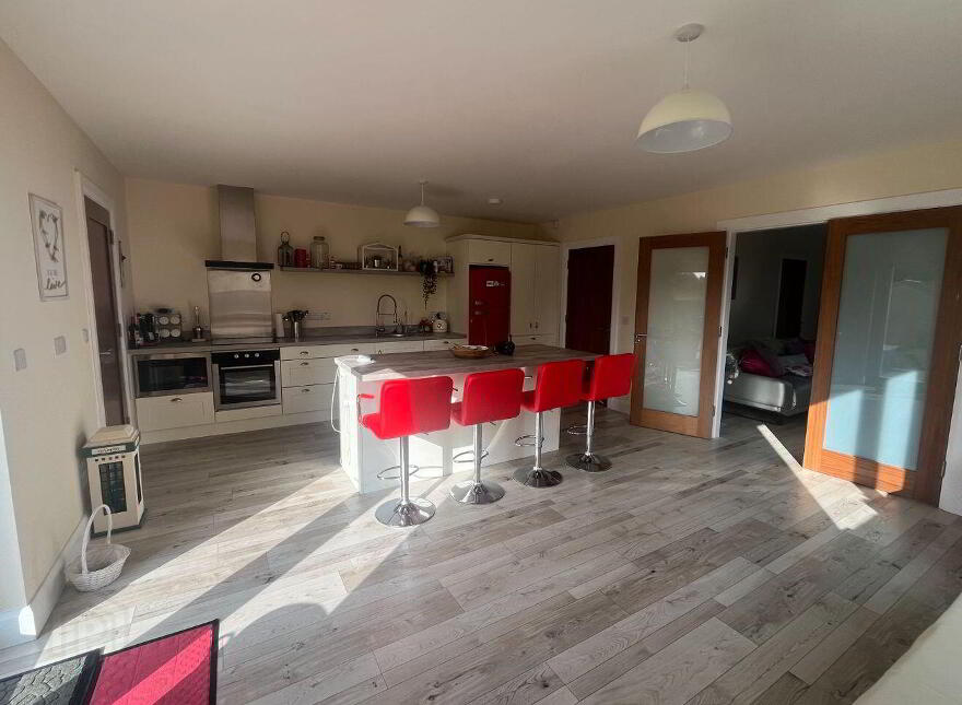 18 The Stables, Monivea, H65YW84