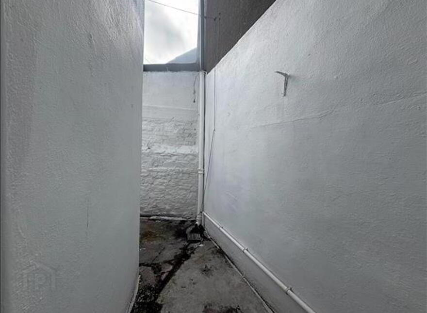 Morgan St, Waterford