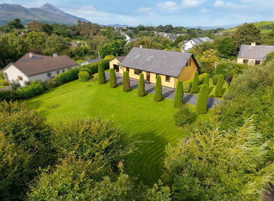 Carrownalurgan, Westport, F28TX83