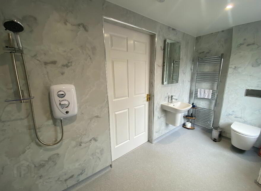 2 Kiltariff Drive, Rathfriland, BT34 5PW