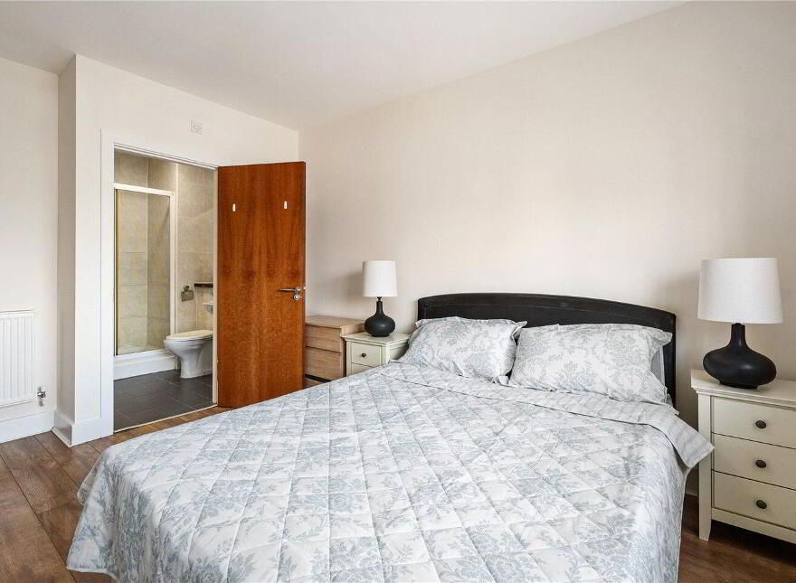 3 Surehaven Lawn, Phoenix Park Racecourse, Dublin 15, D15TY80