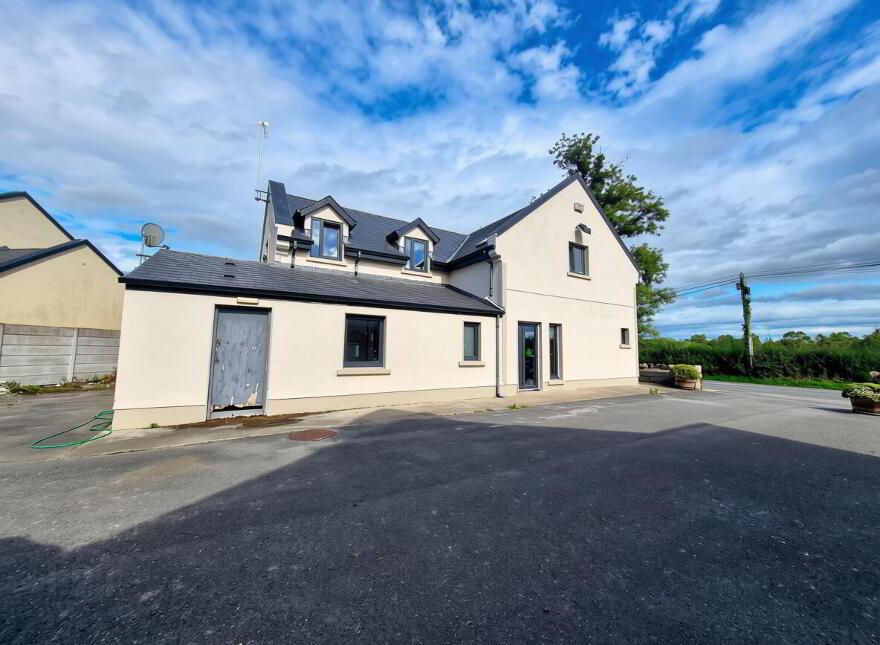 11 Kilcleagh Park, Castledaly, N37YY06