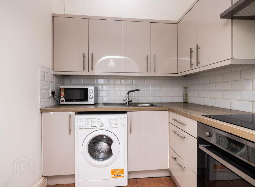 Apartment 2 Aston Abbey 10 Aston Quay, Temple Bar, Temple Bar, D02CH93