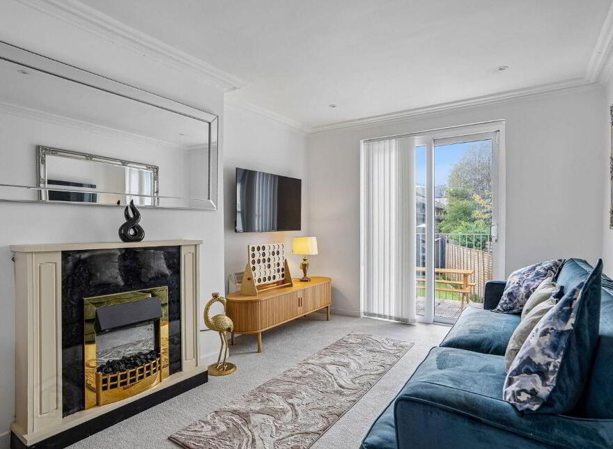 135 Pearse Street, Grand Canal Dock, Grand Canal Dock, D02C972