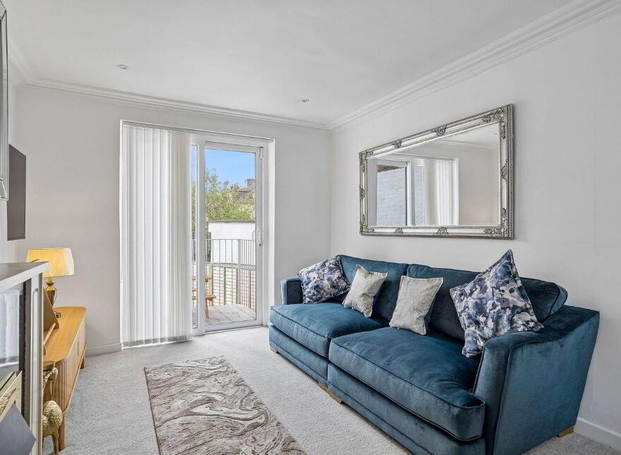 135 Pearse Street, Grand Canal Dock, Grand Canal Dock, D02C972