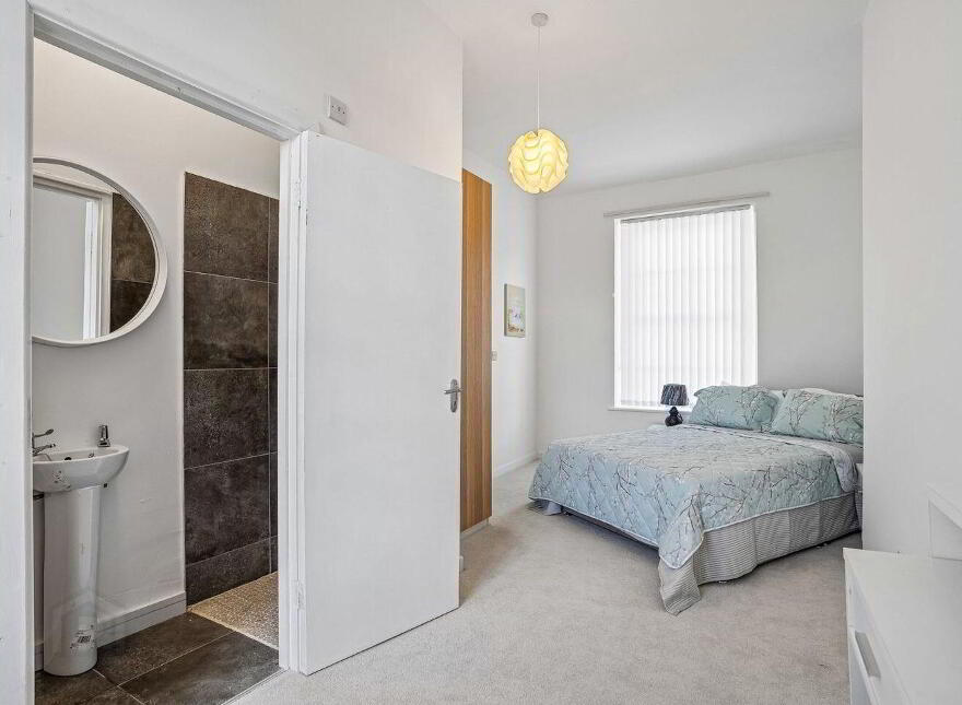 135 Pearse Street, Grand Canal Dock, Grand Canal Dock, D02C972