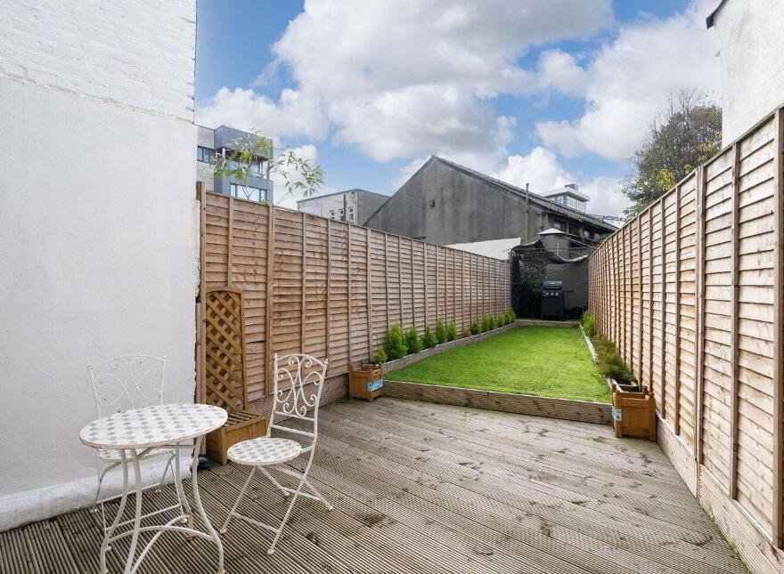 135 Pearse Street, Grand Canal Dock, Grand Canal Dock, D02C972