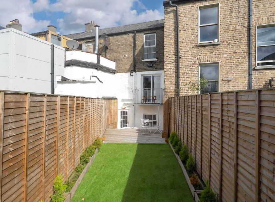 135 Pearse Street, Grand Canal Dock, Grand Canal Dock, D02C972