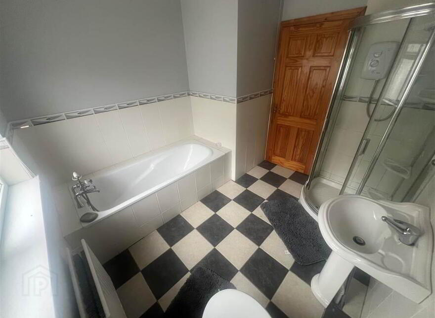 28 Longfield Heights, Newry, BT35 9PW