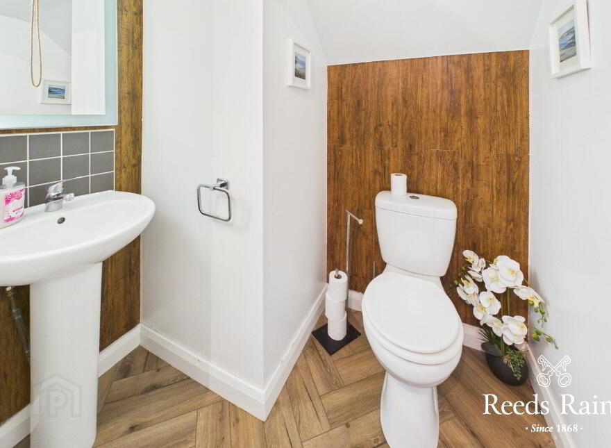 6 Lady Wallace Forge, Lisburn, BT28 3WQ