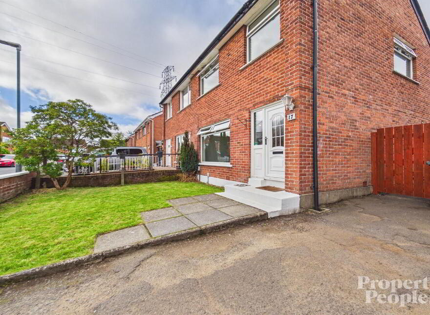 17 Woodbreda Gardens, Belfast, BT8 7JP