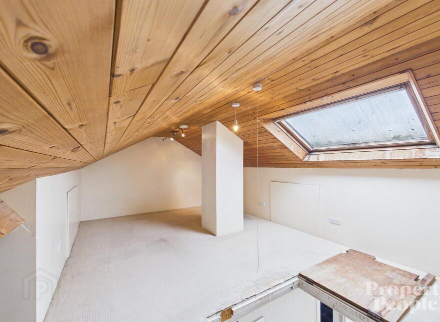17 Woodbreda Gardens, Belfast, BT8 7JP
