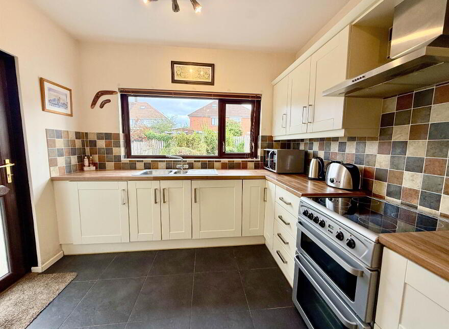 55 Rochester Avenue, Cregagh, Belfast, BT6 9JW