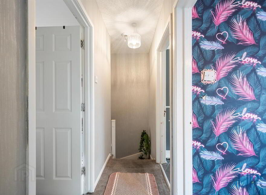 53 Beechview Park, Off Whiterock Road, Belfast, BT12 7PY