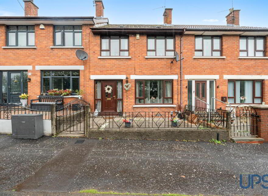 53 Beechview Park, Off Whiterock Road, Belfast, BT12 7PY