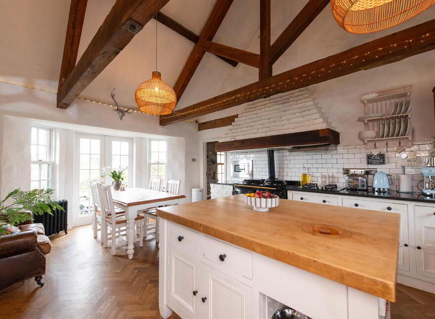 30 Dromara Road, Ballynahinch, BT24 8JL