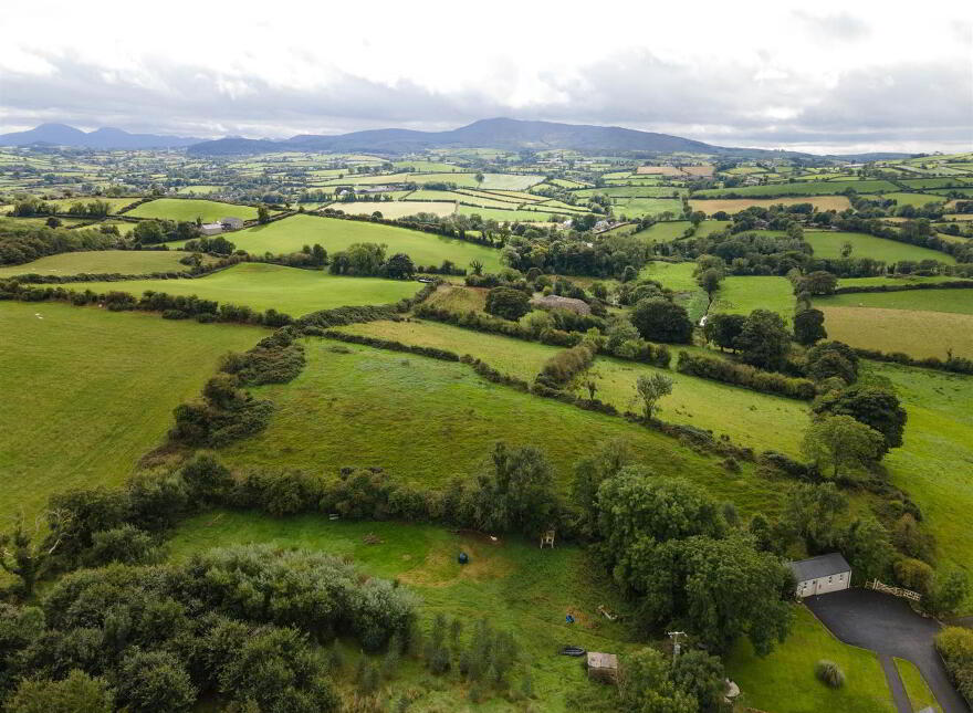 30 Dromara Road, Ballynahinch, BT24 8JL