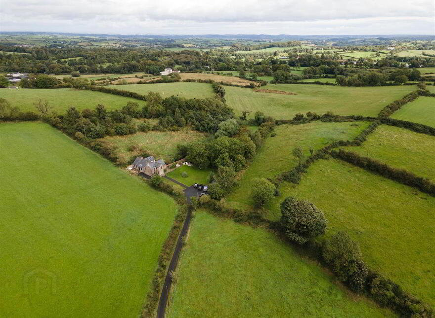 30 Dromara Road, Ballynahinch, BT24 8JL