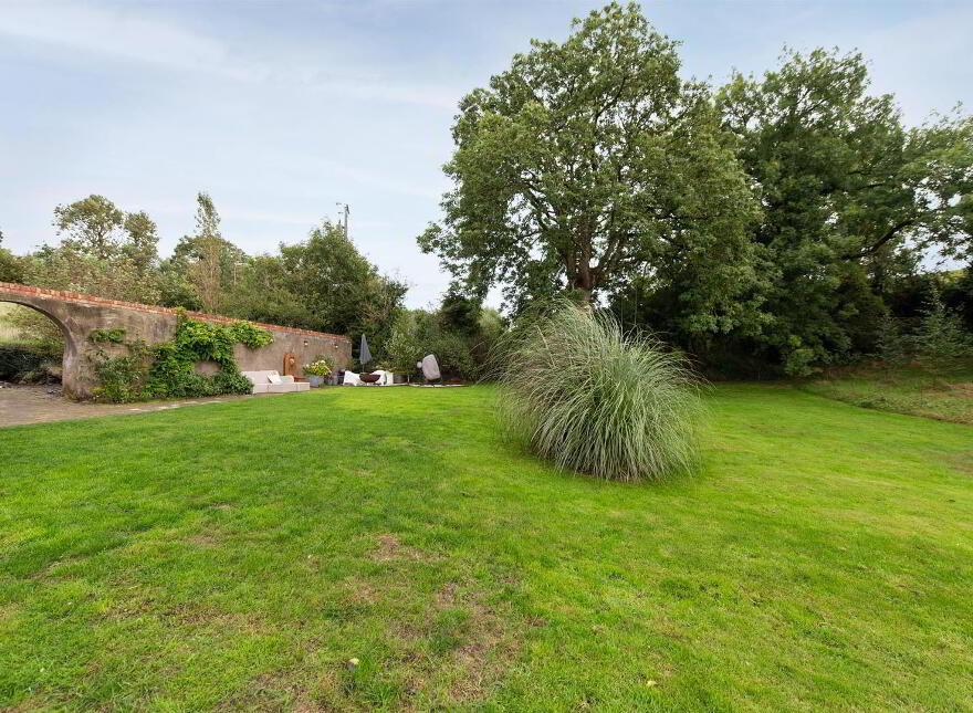 30 Dromara Road, Ballynahinch, BT24 8JL