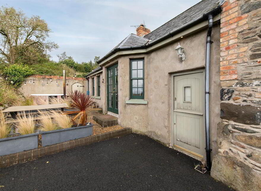 30 Dromara Road, Ballynahinch, BT24 8JL