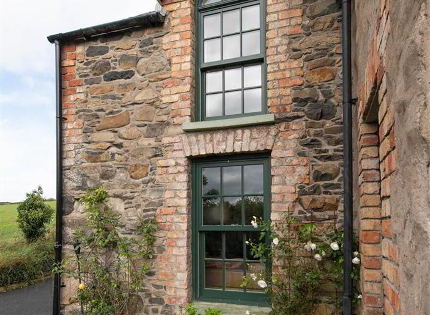 30 Dromara Road, Ballynahinch, BT24 8JL