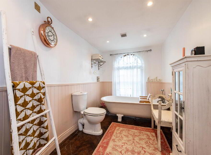 30 Dromara Road, Ballynahinch, BT24 8JL