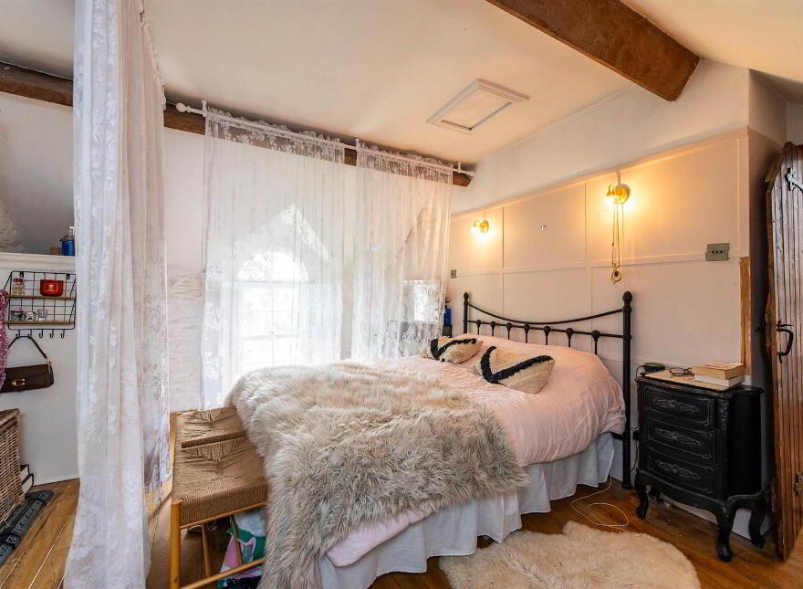 30 Dromara Road, Ballynahinch, BT24 8JL