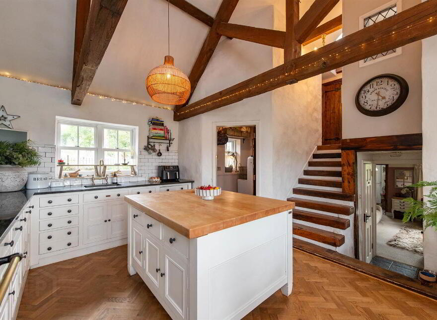 30 Dromara Road, Ballynahinch, BT24 8JL