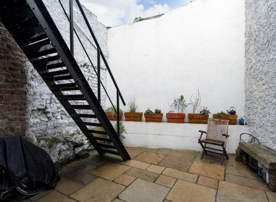 28 The Coombe, South Dublin City, D08Y5NC
