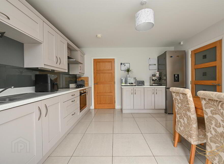 9 Highgrove Green, Carrickfergus, BT38 9UB