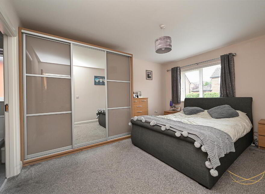9 Highgrove Green, Carrickfergus, BT38 9UB