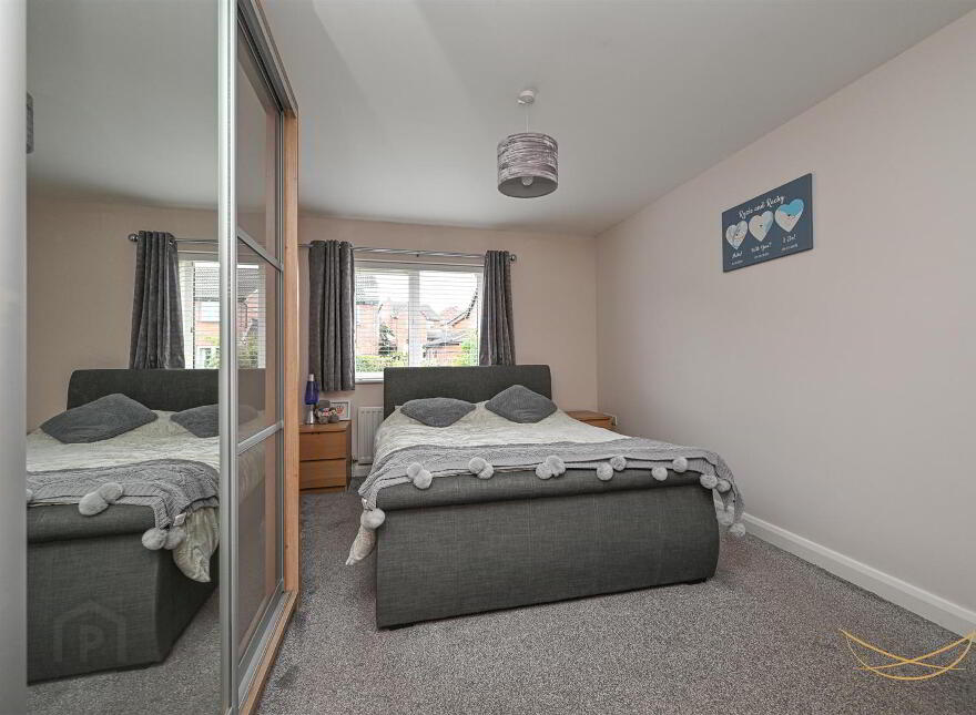 9 Highgrove Green, Carrickfergus, BT38 9UB