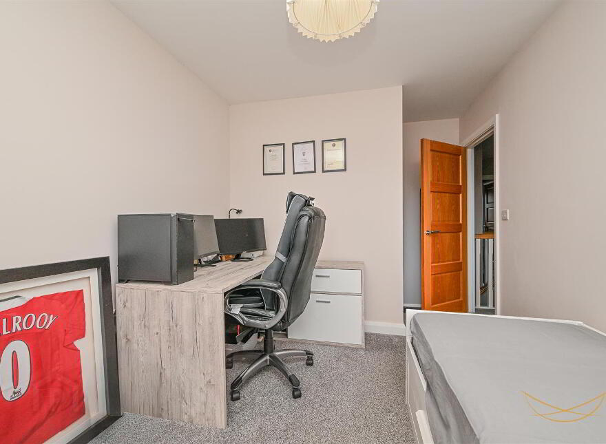 9 Highgrove Green, Carrickfergus, BT38 9UB