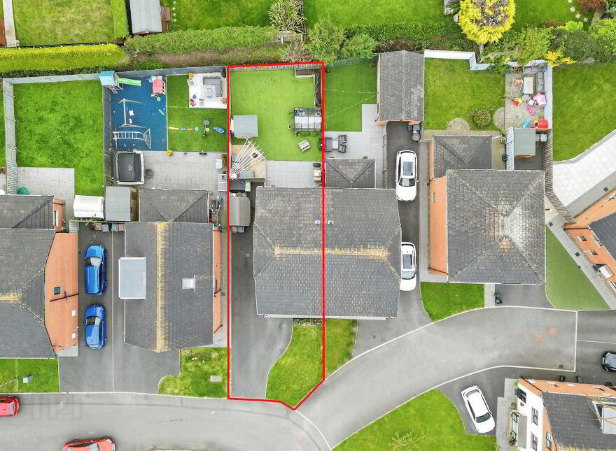 9 Highgrove Green, Carrickfergus, BT38 9UB