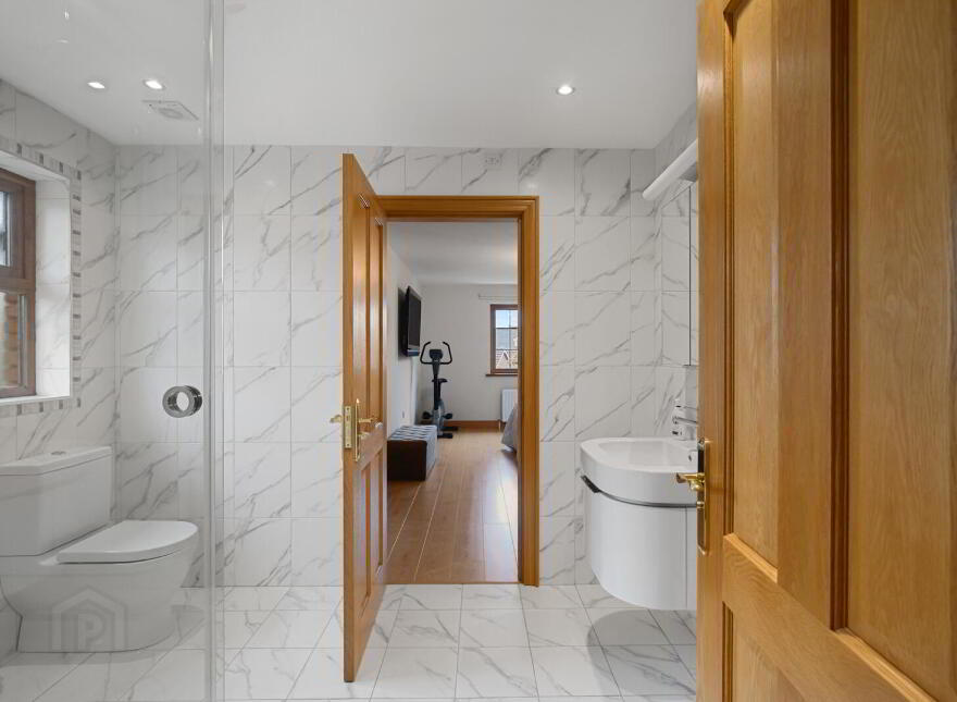 35 Ballycrochan Park, Bangor, BT19 7LH