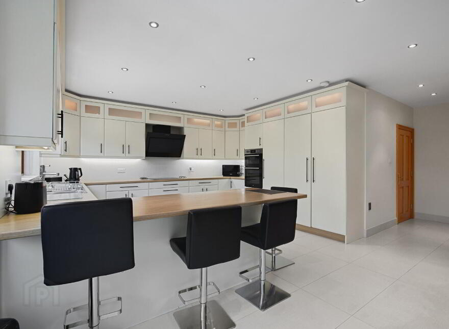 35 Ballycrochan Park, Bangor, BT19 7LH
