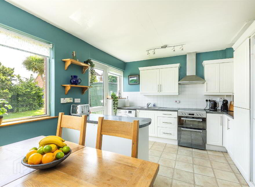 21 Ravelston Drive, Carnmoney, Newtownabbey, BT36 6PG
