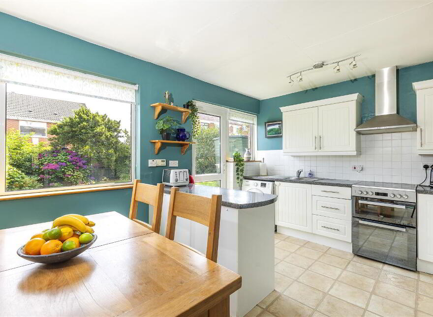 21 Ravelston Drive, Carnmoney, Newtownabbey, BT36 6PG