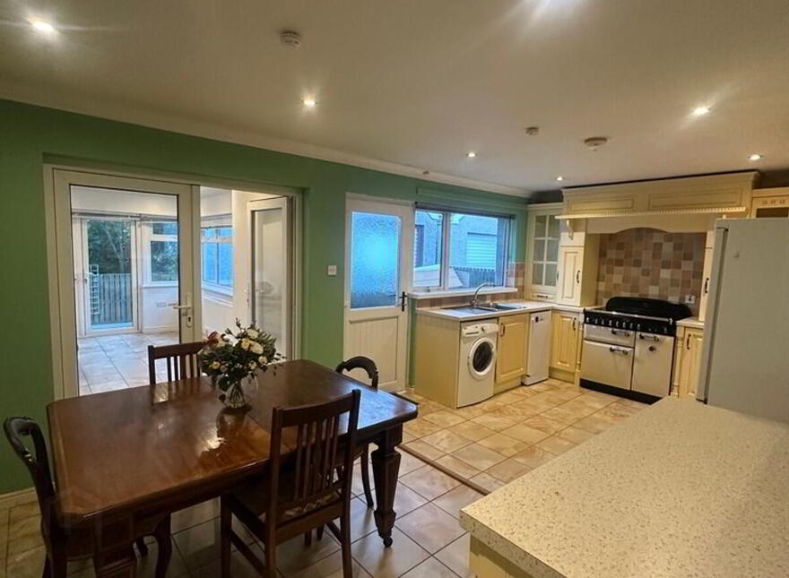 19 Vale Park, Portrush, BT56 8PR