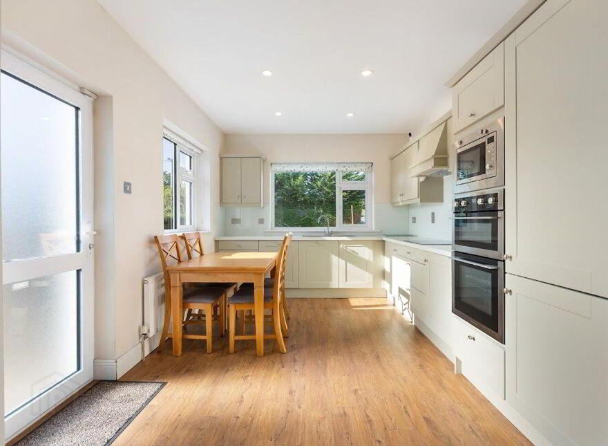 Saint Ann's, Enniskerry Road, Kilternan, Kilternan, D18A021