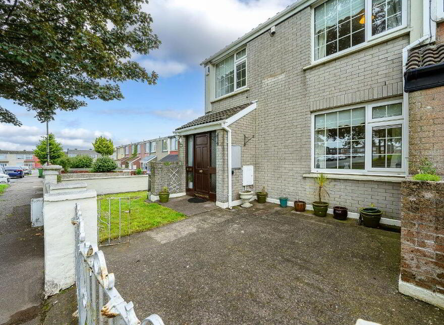 235 Comeragh Park, The Glen, Blackpool, Dillons Cross, T23K5D1