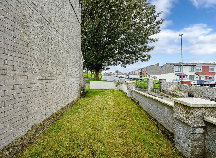 235 Comeragh Park, The Glen, Blackpool, Dillons Cross, T23K5D1