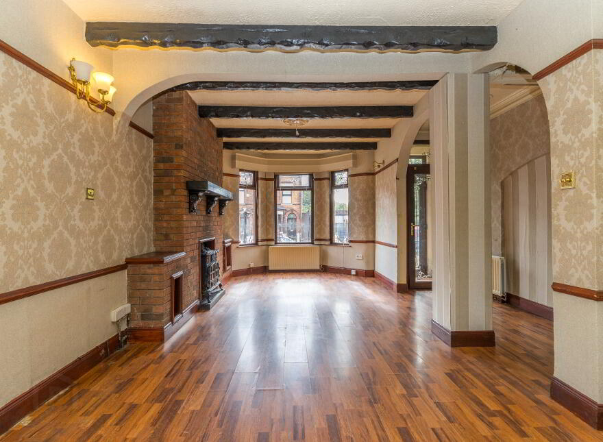 111 Ballygomartin Road, Belfast, BT13 3LB