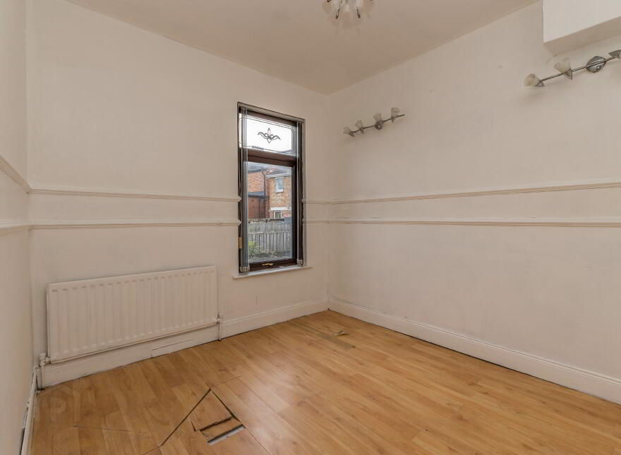 111 Ballygomartin Road, Belfast, BT13 3LB